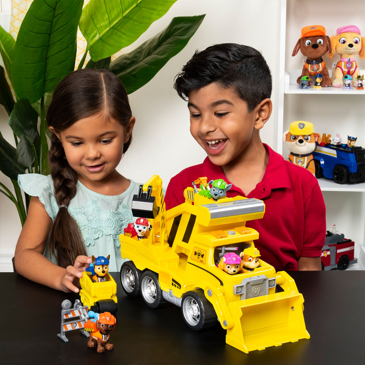 Paw patrol ultimate construction clearance vehicle