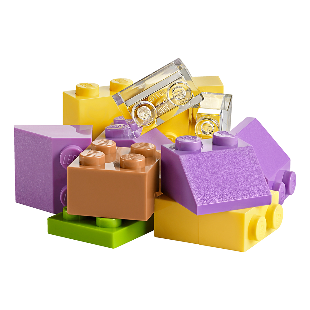 Lego Classic Creative Suitcase (7005475209415)